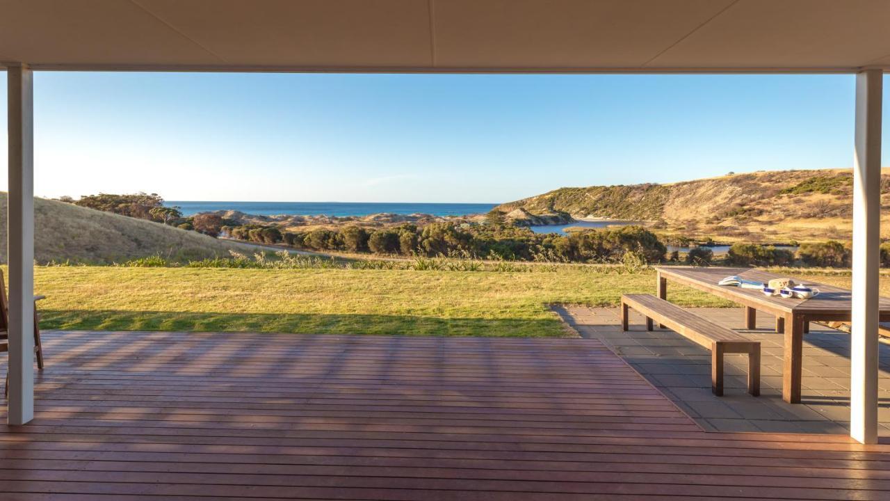 Middle River Beach House - East & West House Stokes Bay Bagian luar foto